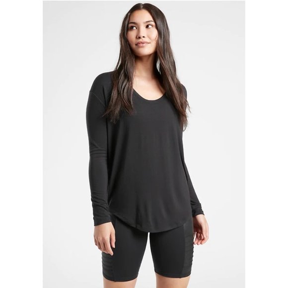 Athleta Tops - NWT ATHLETA Cloudlight Stratus Top Long Sleeve Lightweight Black